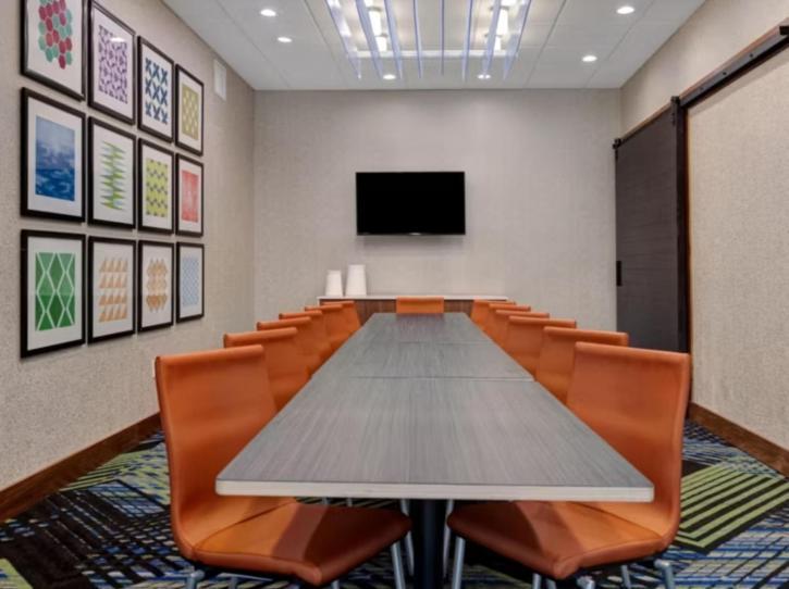Holiday Inn Express & Suites - Detroit - Dearborn By Ihg Bagian luar foto