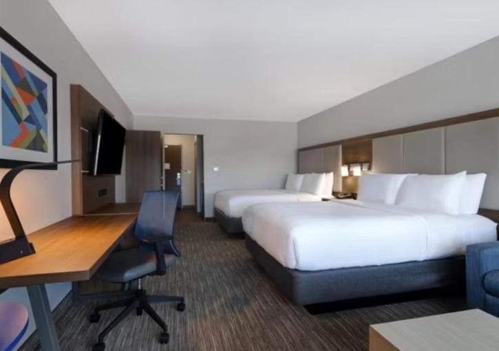 Holiday Inn Express & Suites - Detroit - Dearborn By Ihg Bagian luar foto